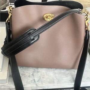 Coach Willow Shoulder Bag Brass/Dark Stone – Like New, Pebble Leather, Crossbody